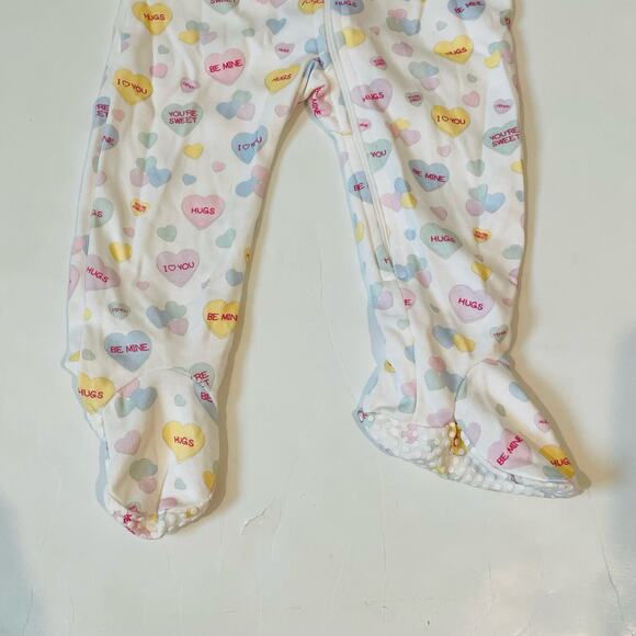 NWT Lullaby Set NB Pink Convo Hearts Footie - Picture 4 of 7